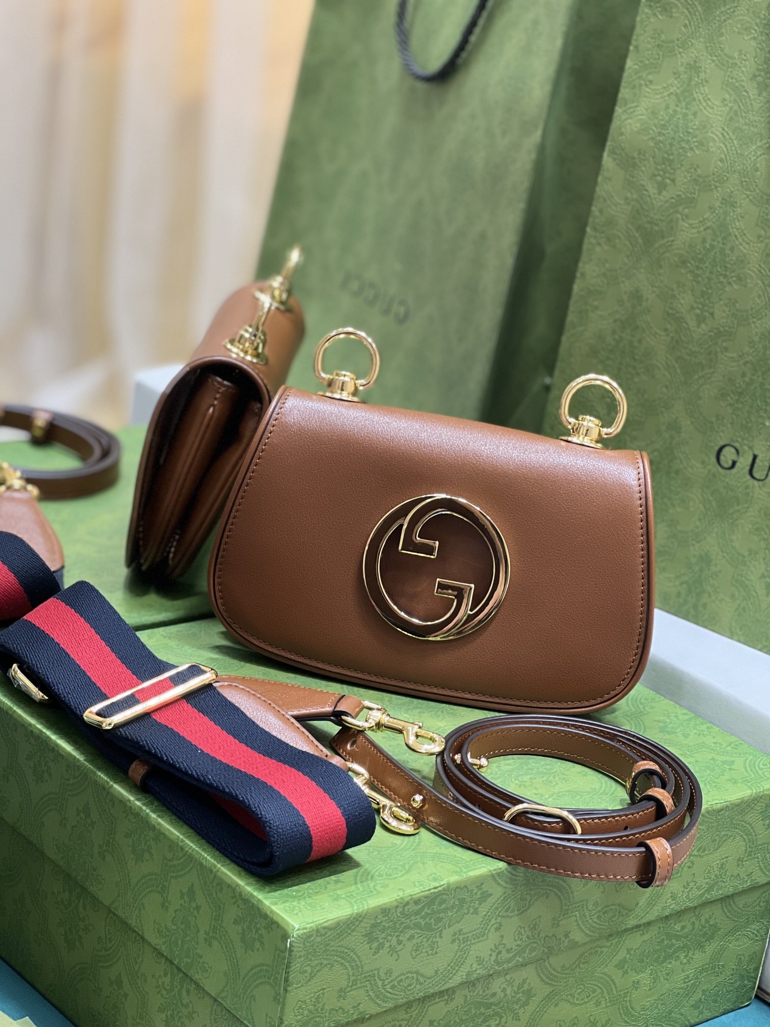 Gucci Blondie Shoulder B